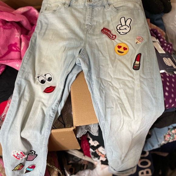 YUMMIE JEANS - Picture 2 of 2